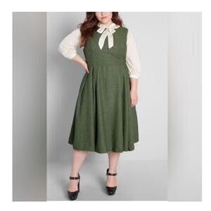 Modcloth x Collectif Astrid Green Herringbone Fit and Flare Dress size 6